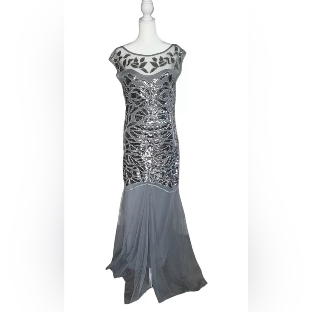 Metme period style gown for wedding, award ceremony or prom